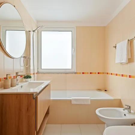 Sunflower Living By Madeira Sun Travel Apartment *